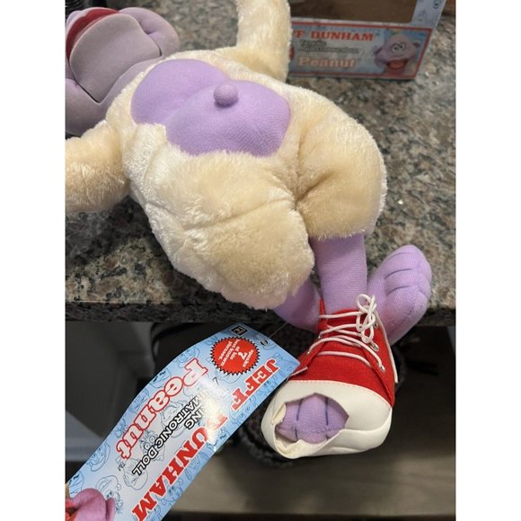 NECA JEFF DUNHAM PEANUT 18" TALKING DOLL - Picture 7 of 9